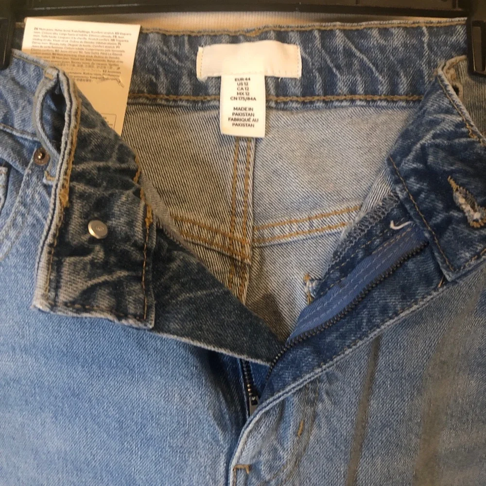 H&M high waist jeans. Size 12 . NWT - Picture 4 of 9